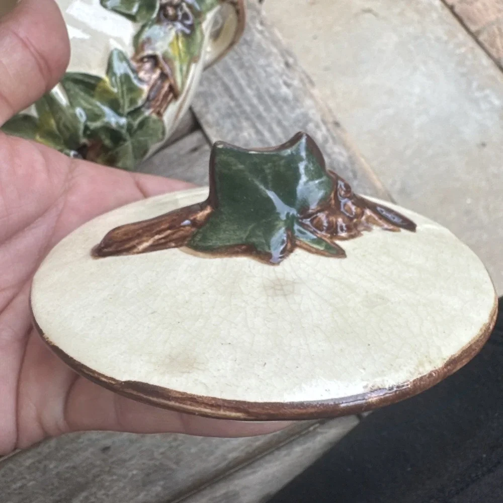 Vintage McCoy Teapot Raised‎ Ivy Pattern Whimsical Nature W/ Lid